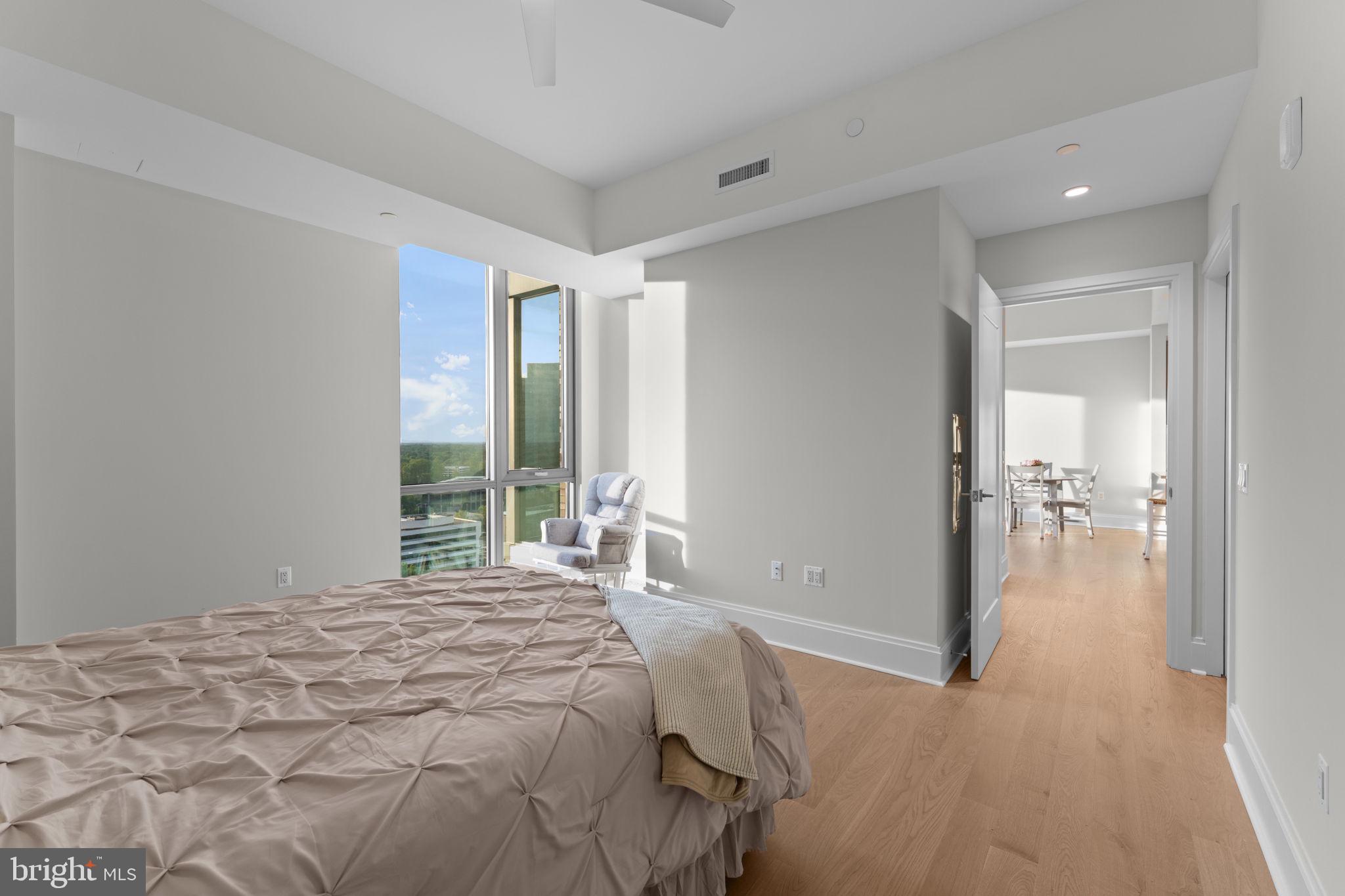 TYSONS CORNER - Residential