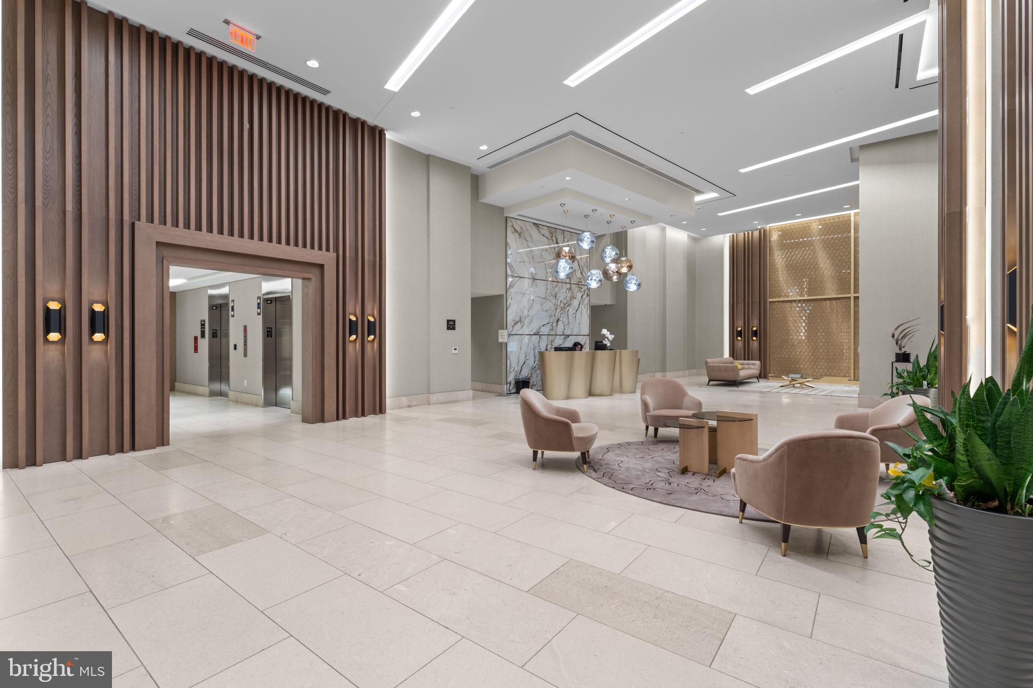 TYSONS CORNER - Residential