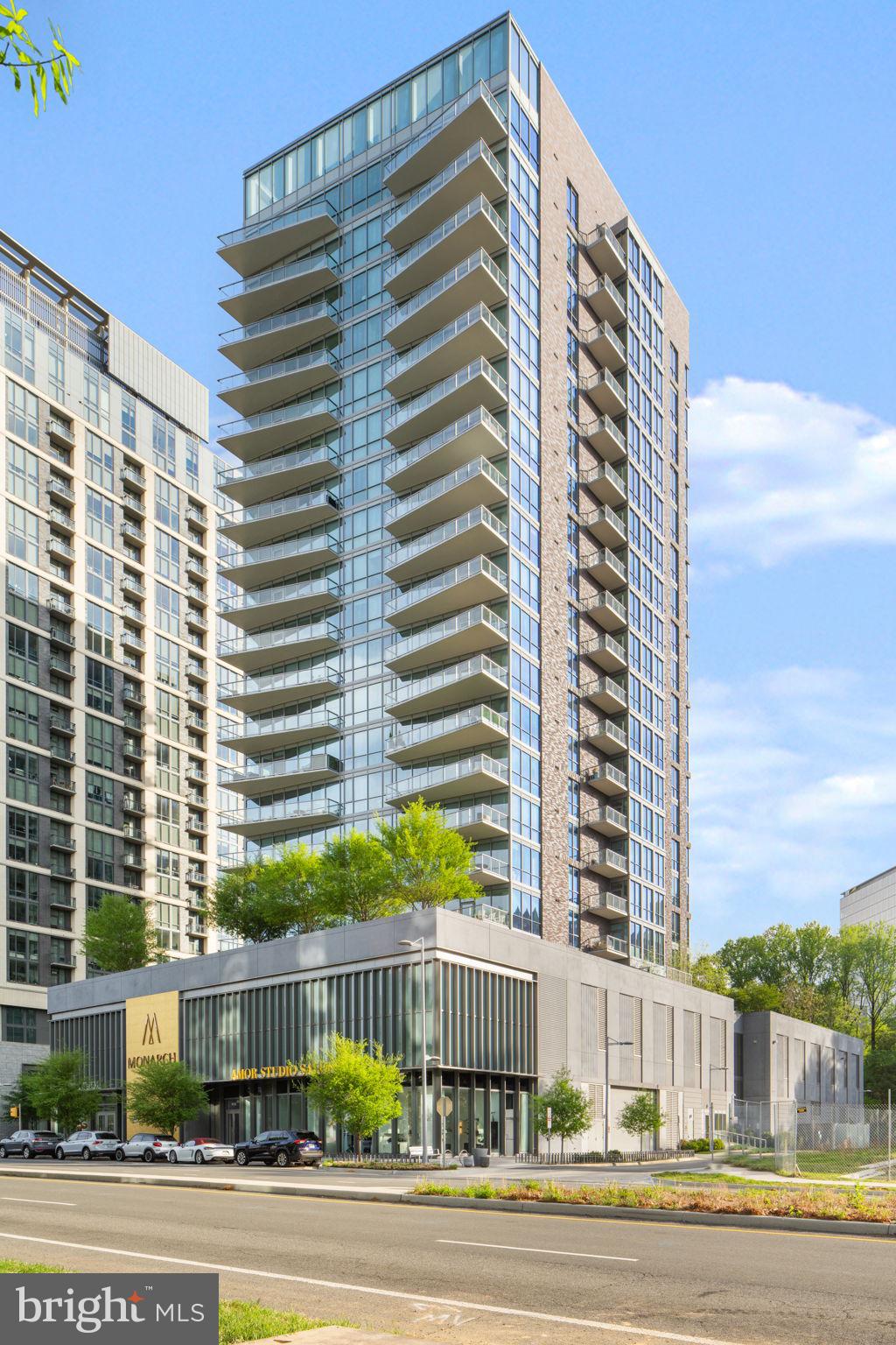 TYSONS CORNER - Residential