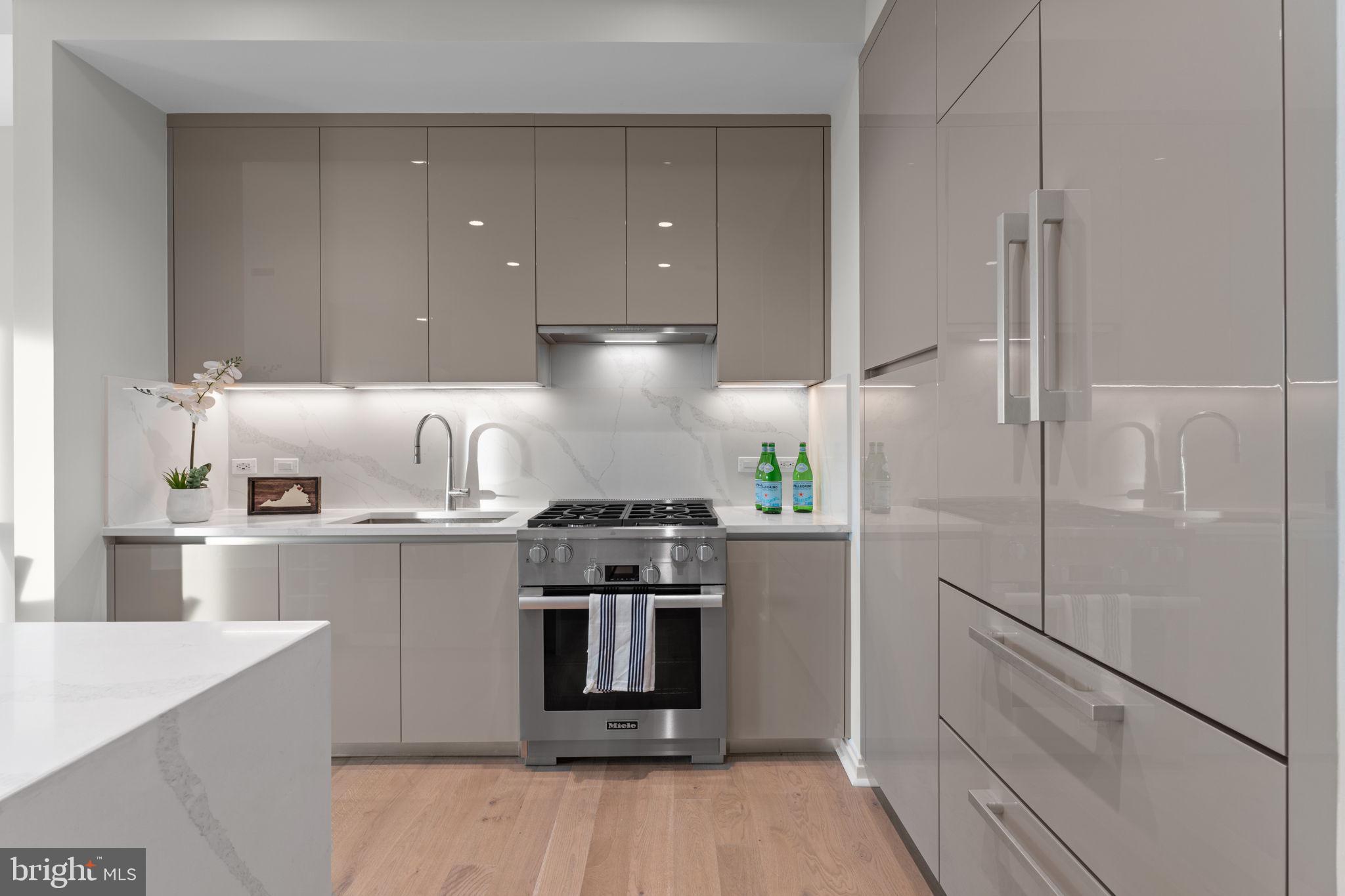 TYSONS CORNER - Residential