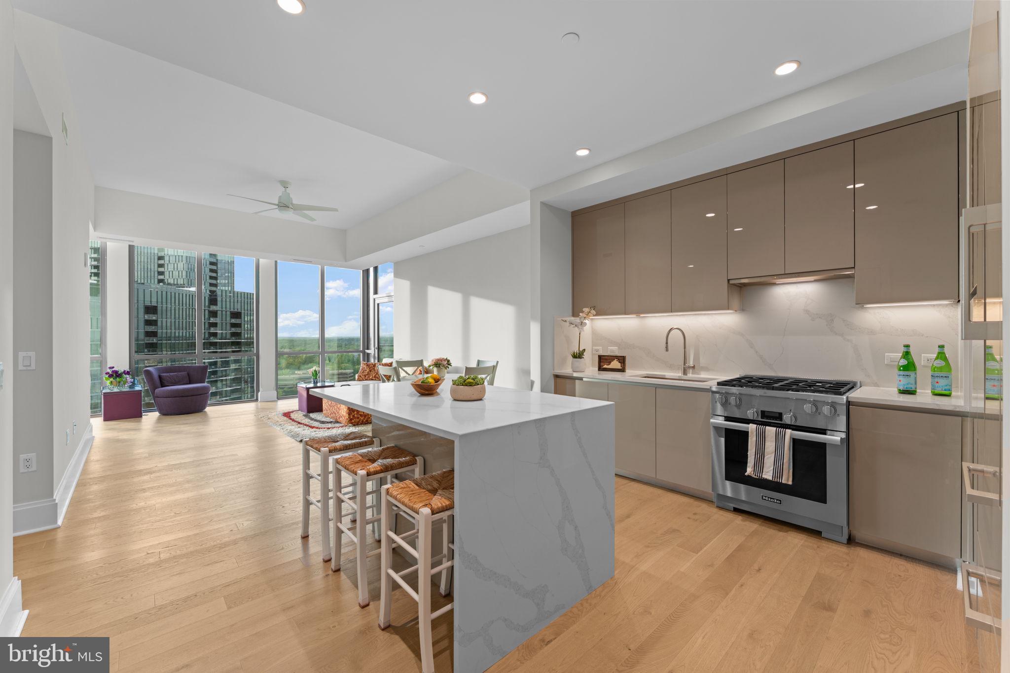 TYSONS CORNER - Residential