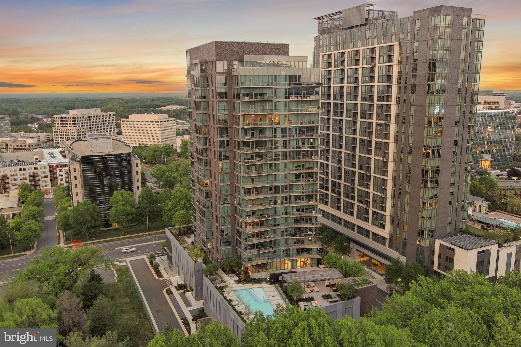 TYSONS CORNER - Residential