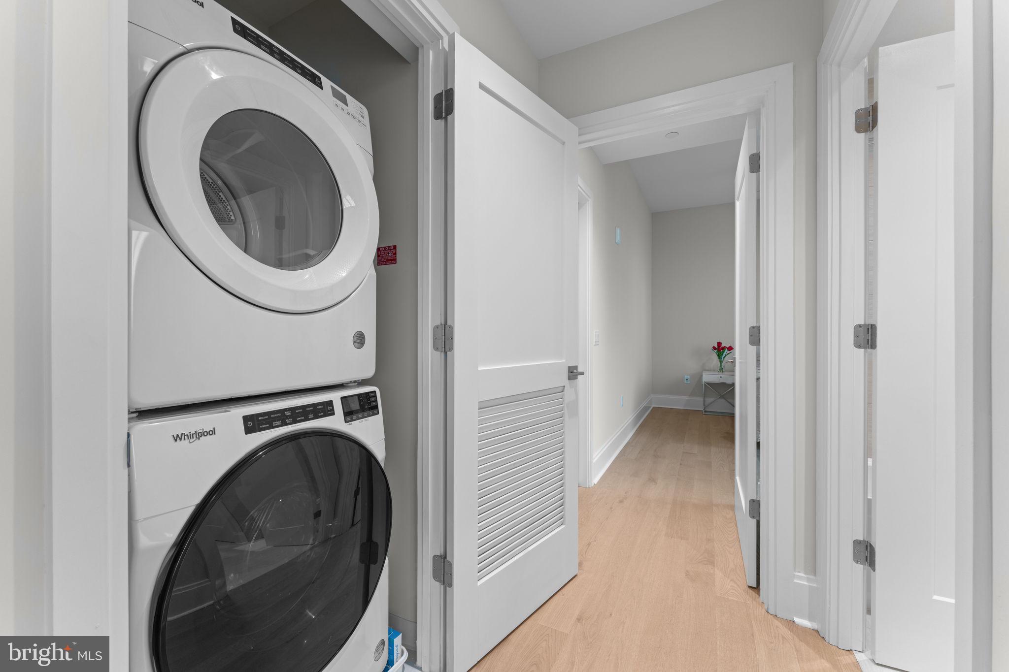 TYSONS CORNER - Residential