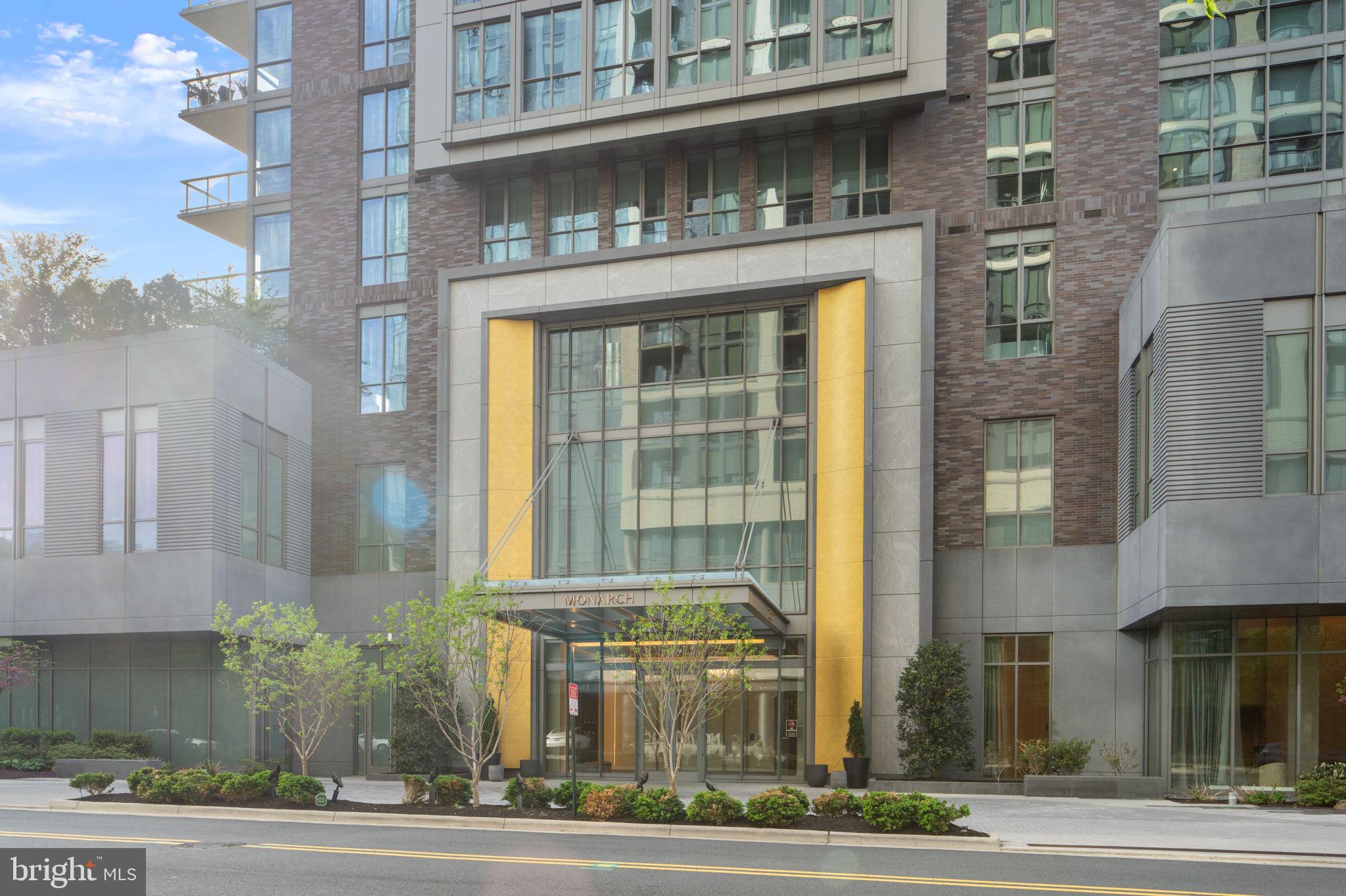 TYSONS CORNER - Residential