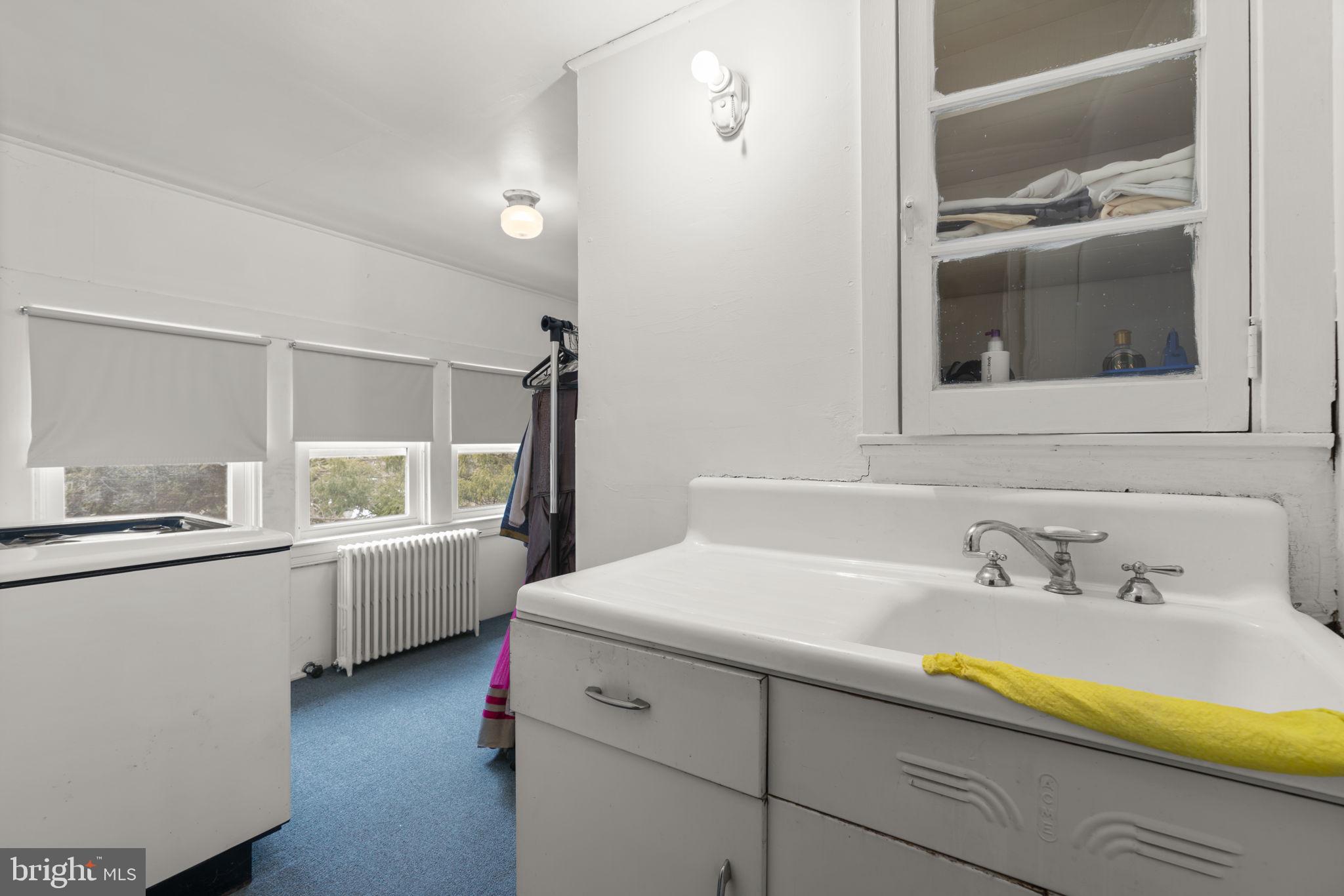 OVERBROOK - Residential