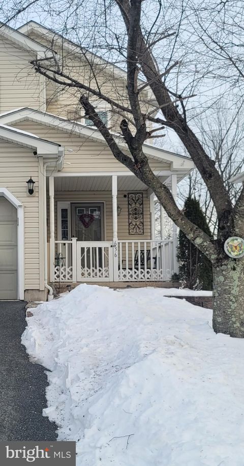 636 UPLAND STREET POTTSTOWN PA 19464