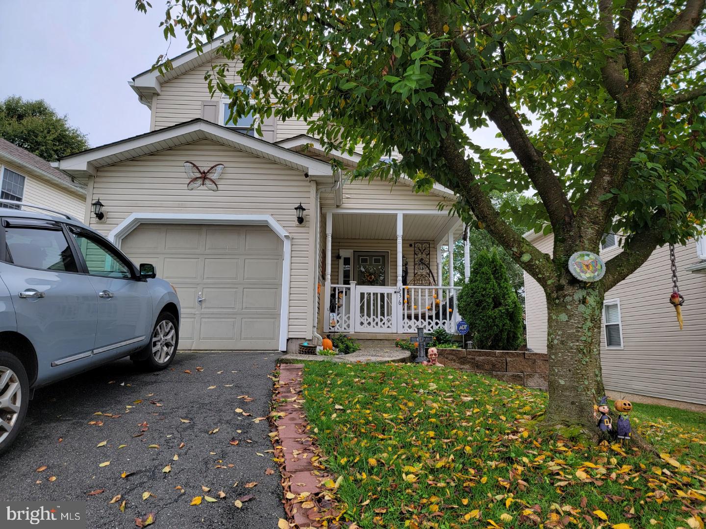 UPLAND VIL - Residential