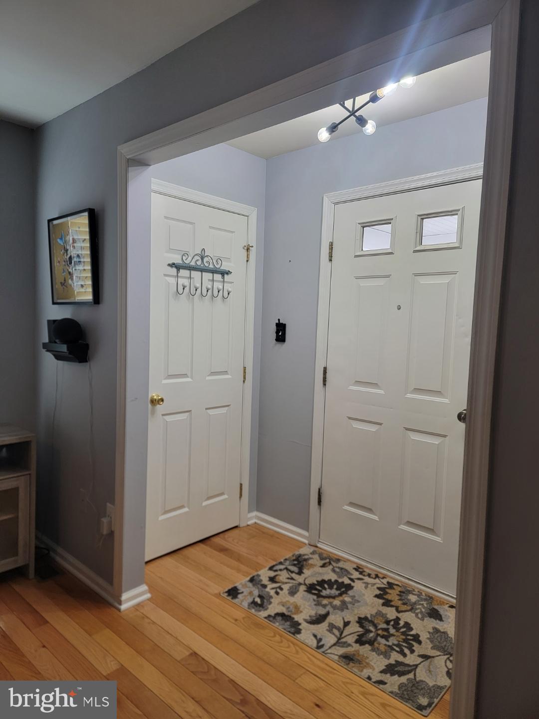 UPLAND VIL - Residential