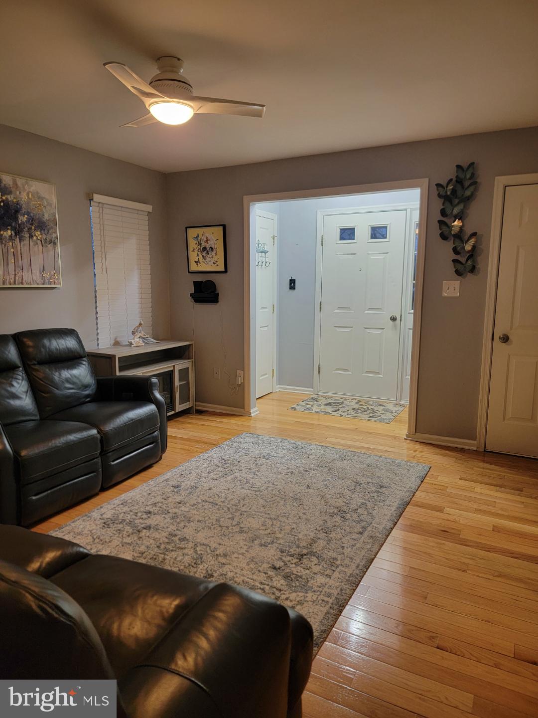 UPLAND VIL - Residential