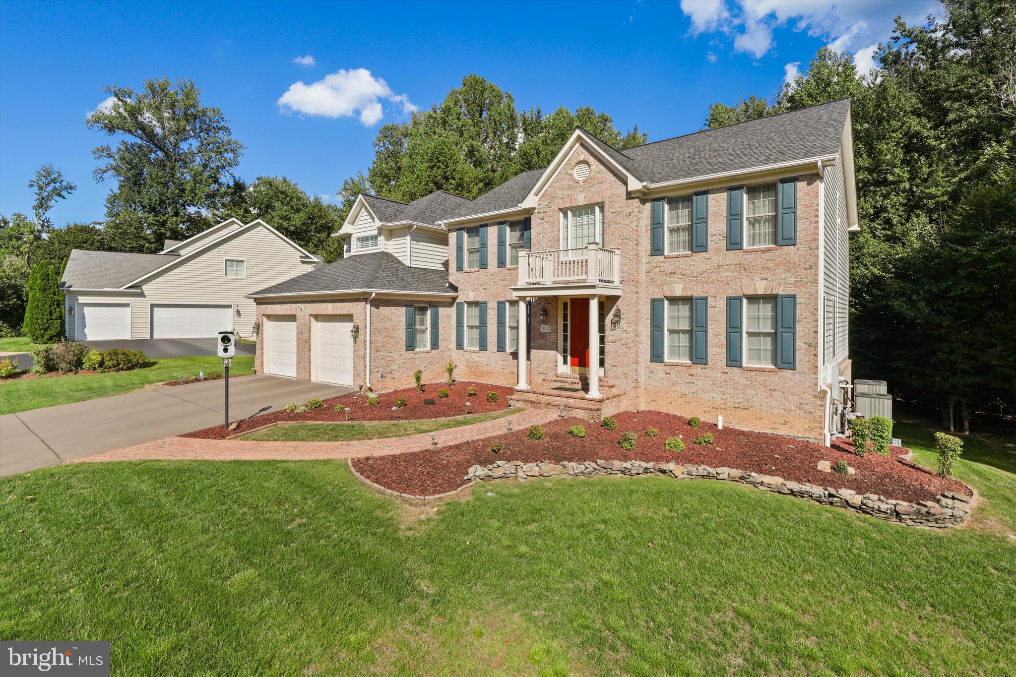 5013 DEVIN GREEN LANE