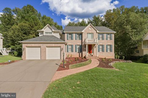 5013 DEVIN GREEN LANE FAIRFAX VA 22030
