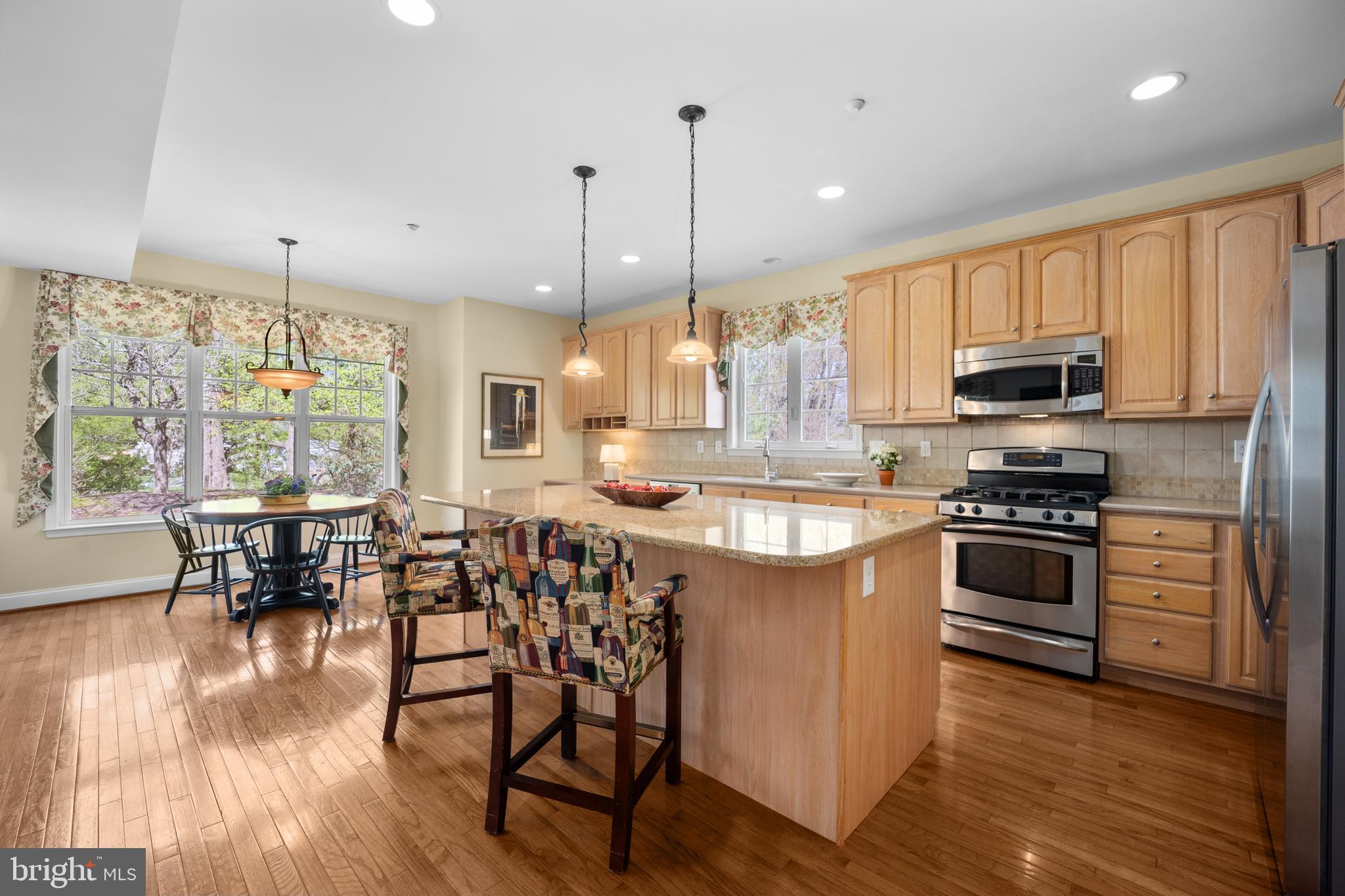 POTTERS POND - Residential