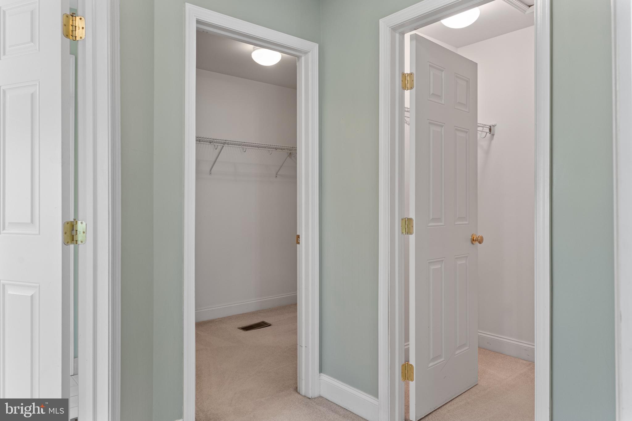 POTTERS POND - Residential