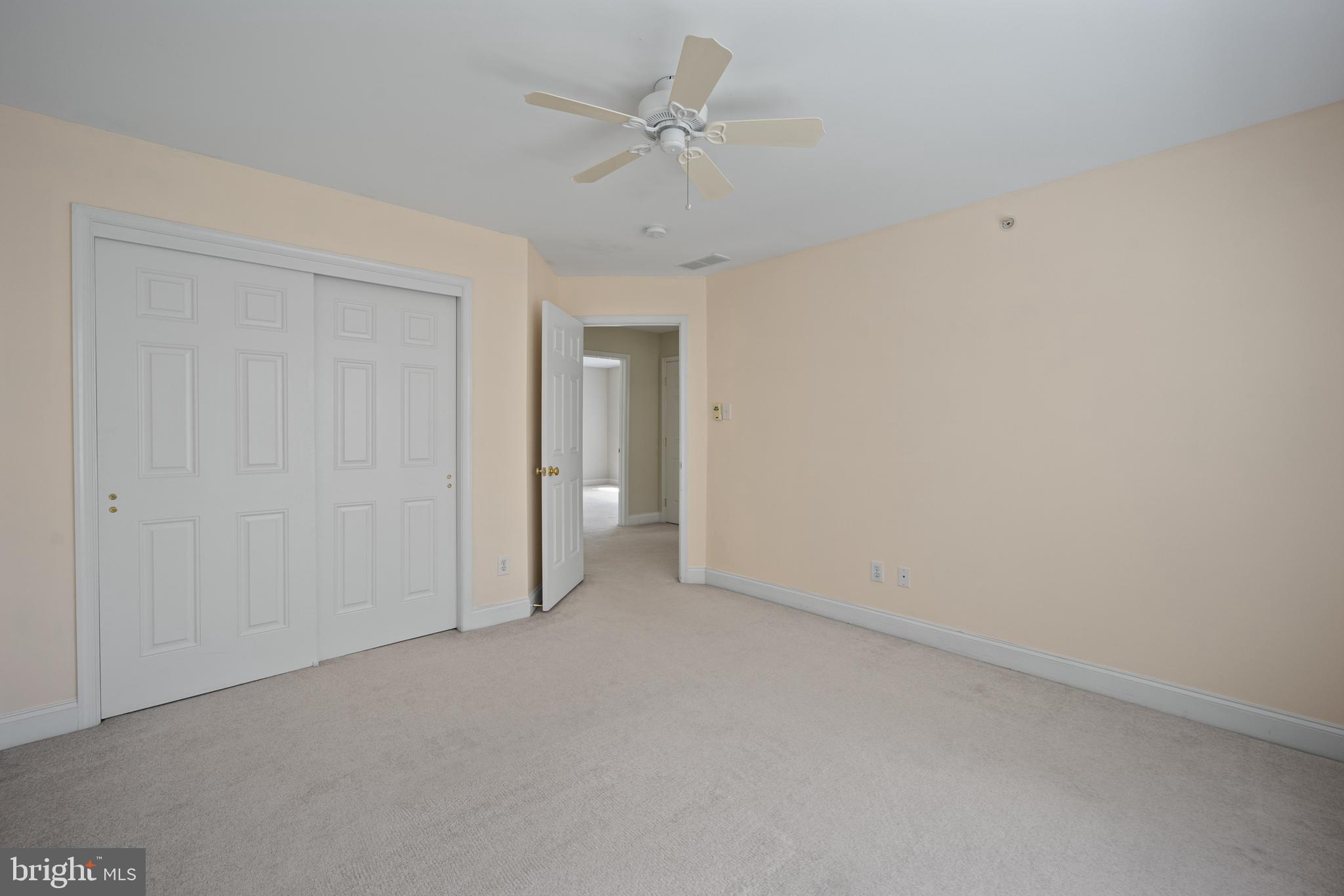 POTTERS POND - Residential