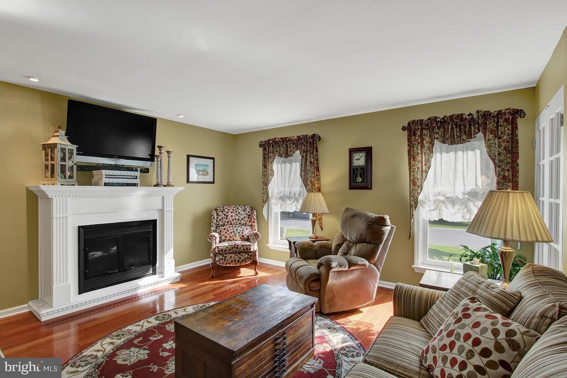 HEMPFIELD GREEN - Residential