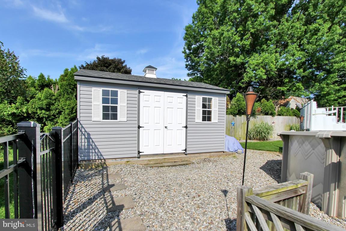 HEMPFIELD GREEN - Residential