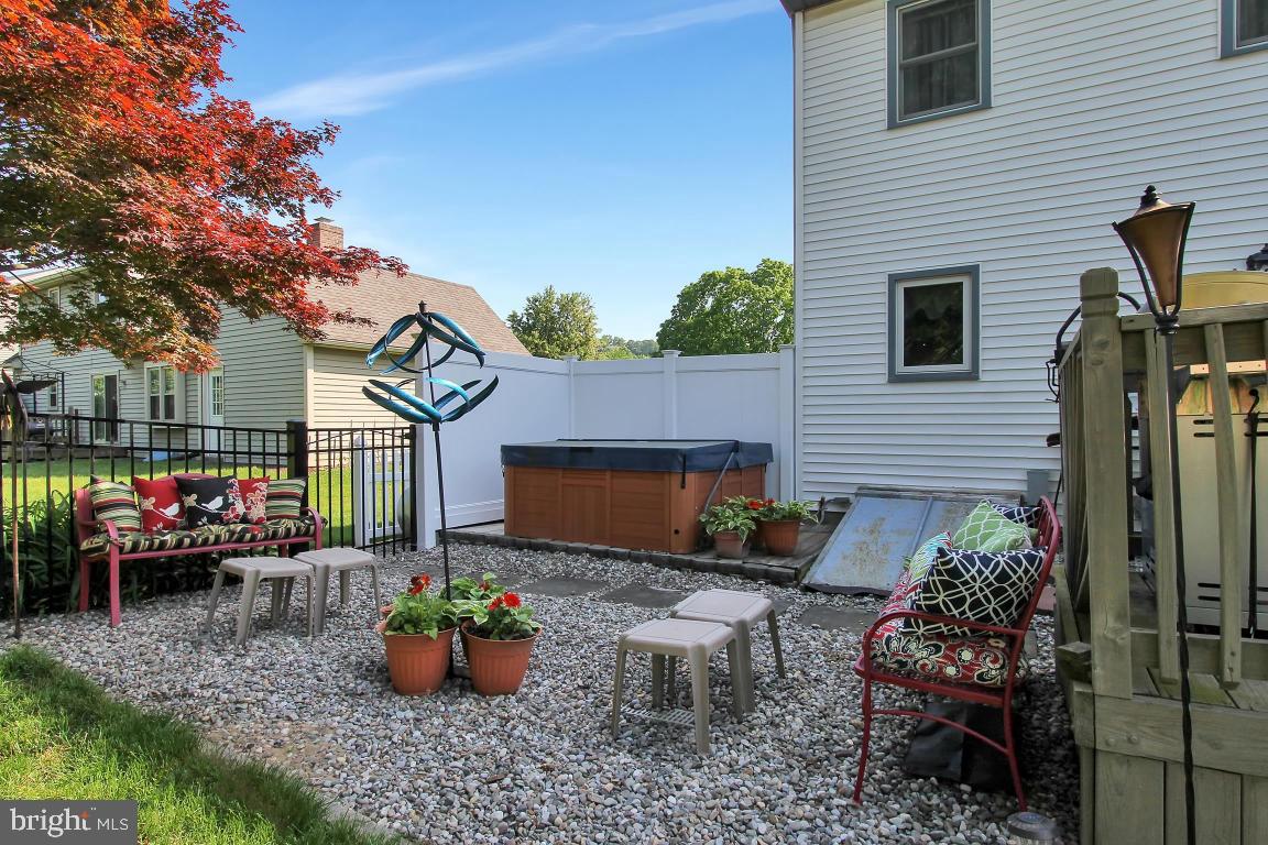 HEMPFIELD GREEN - Residential