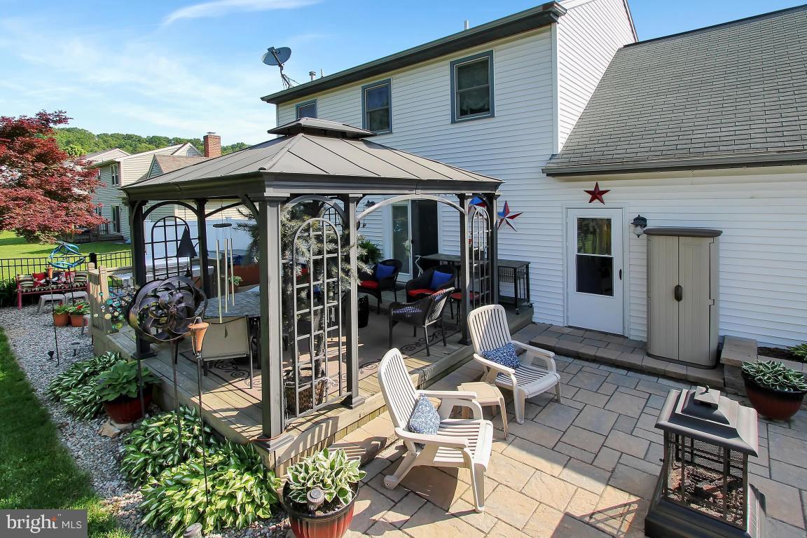 HEMPFIELD GREEN - Residential