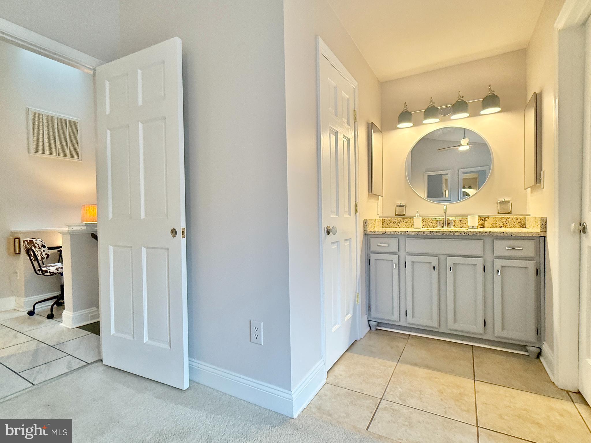 THE WOODS - Residential