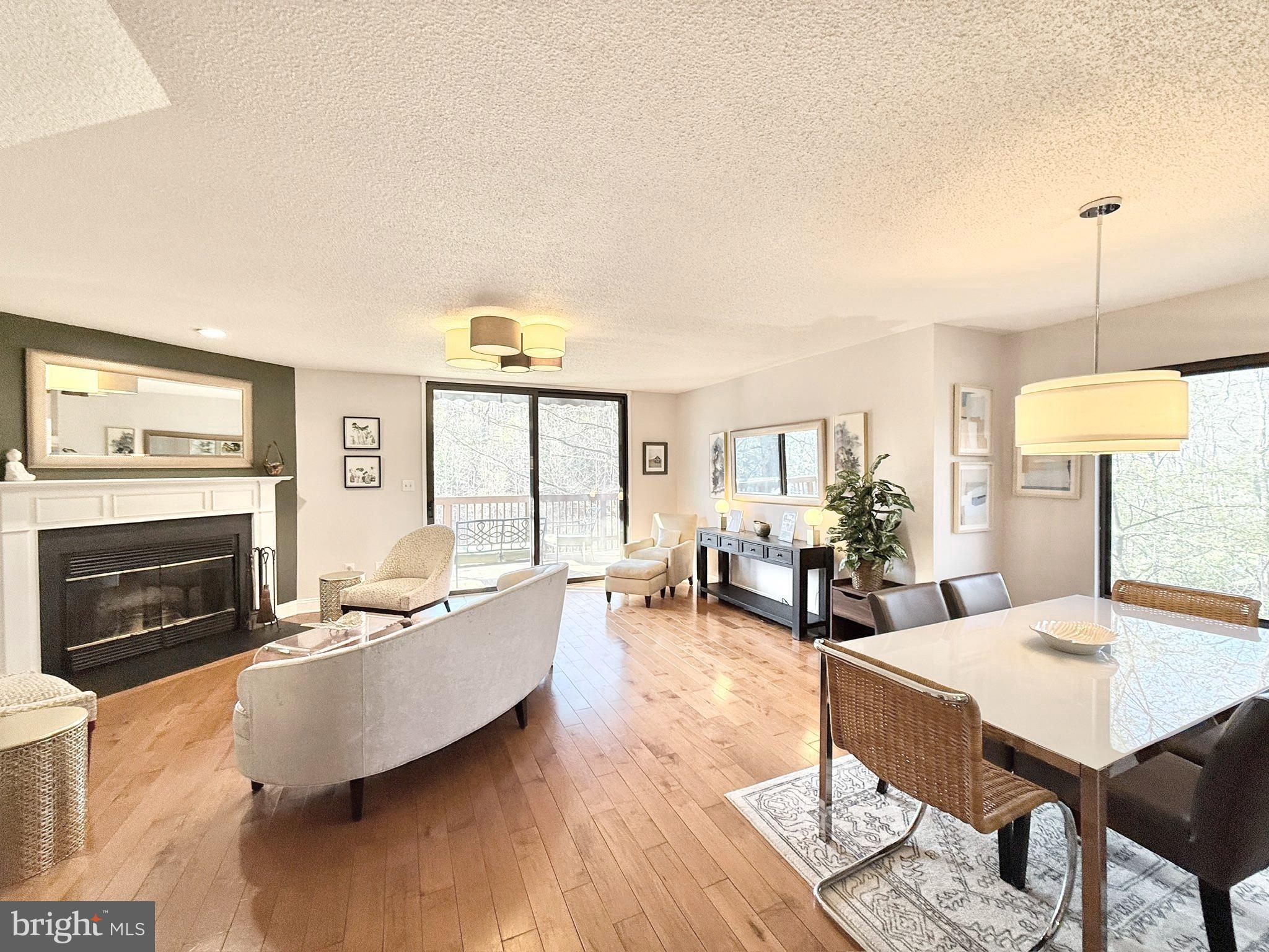 THE WOODS - Residential