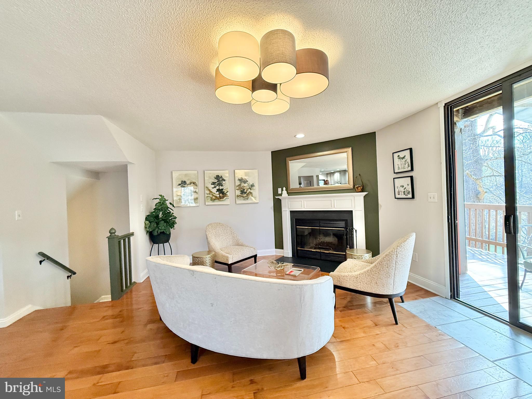 THE WOODS - Residential