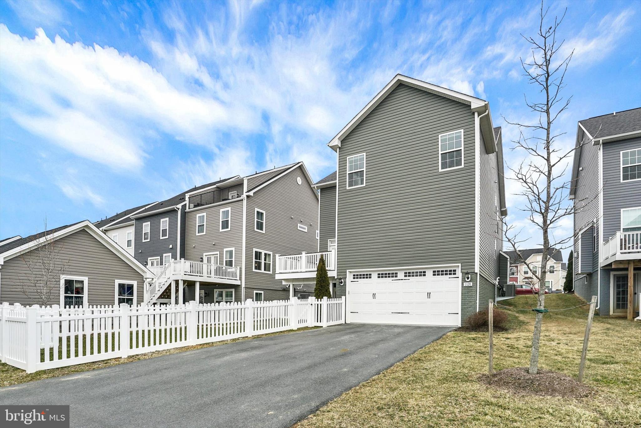 BRUNSWICK CROSSING - Residential