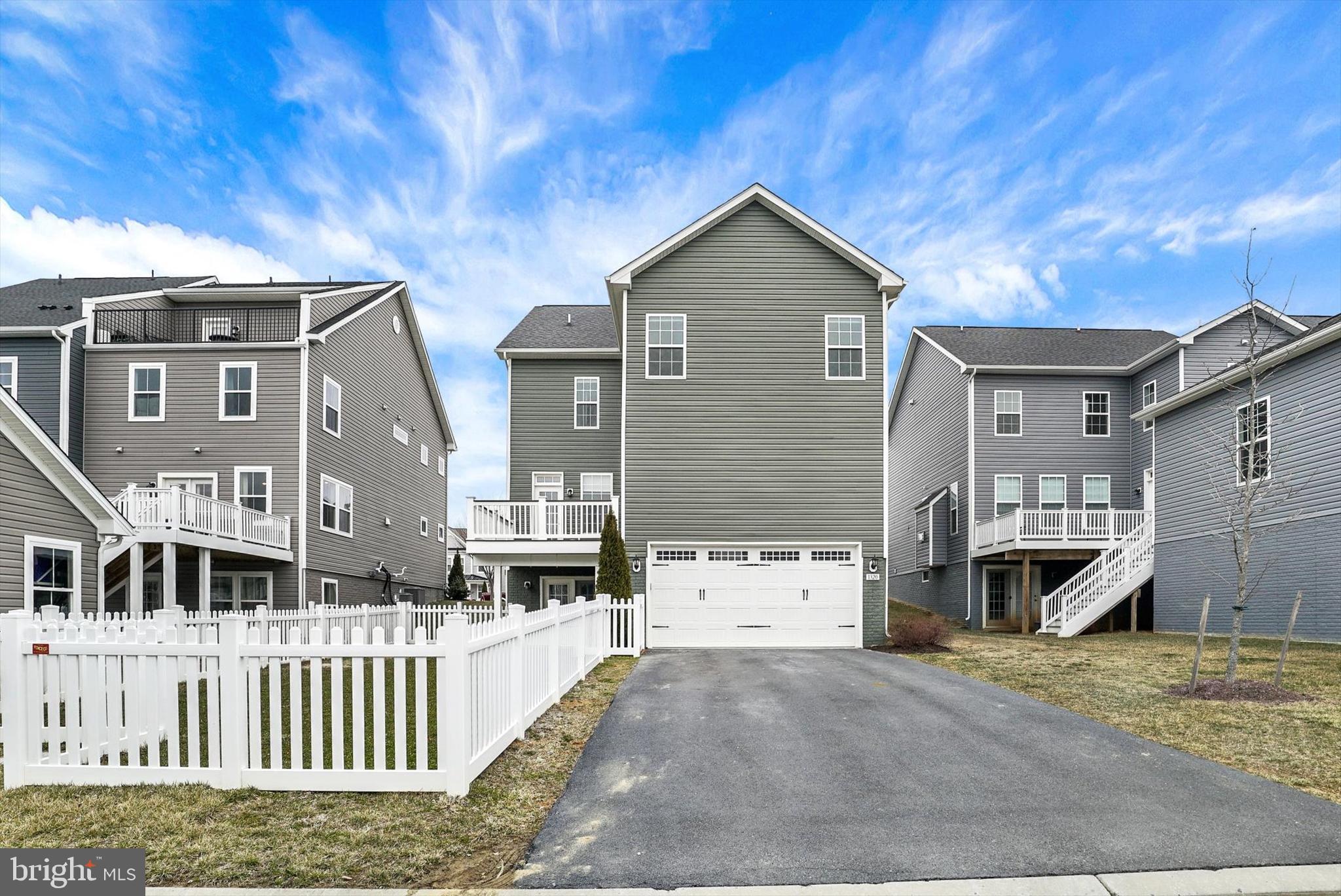 BRUNSWICK CROSSING - Residential