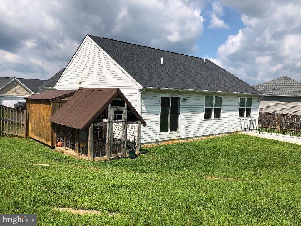 BENTWOOD ESTATES - Residential