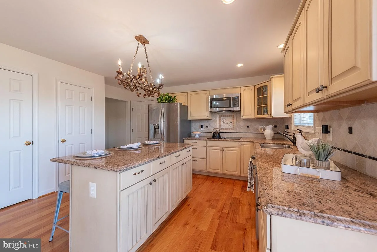5265 Bear Hollow Lane