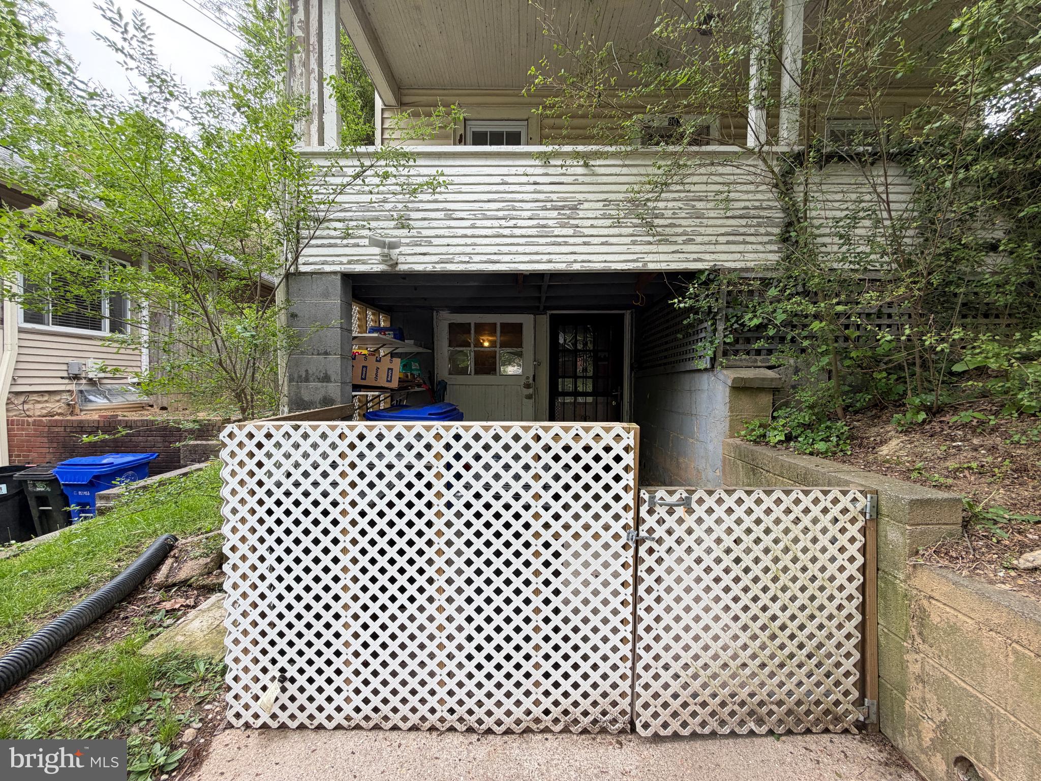 FLOWER AVE PARK - Residential