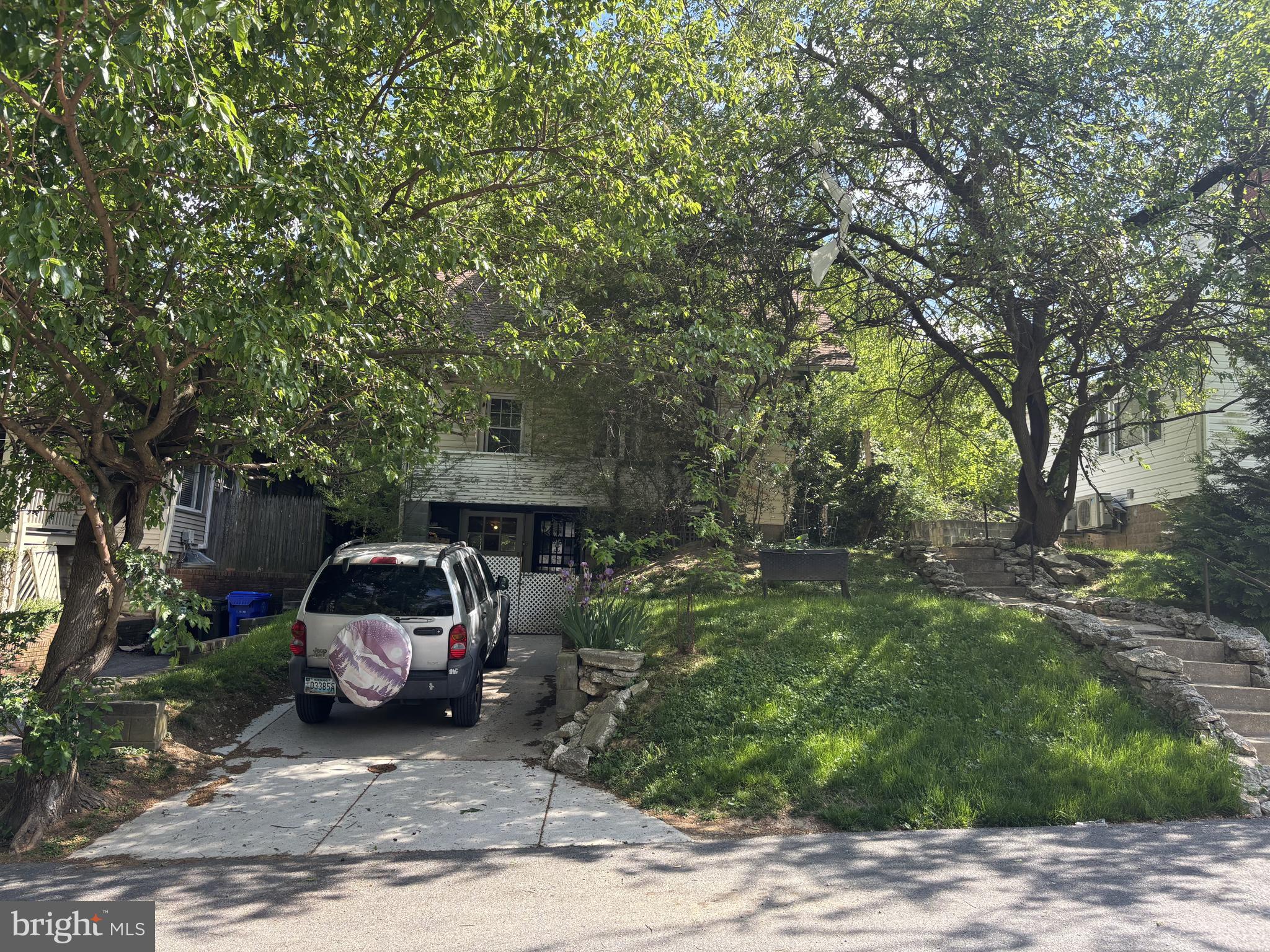 FLOWER AVE PARK - Residential