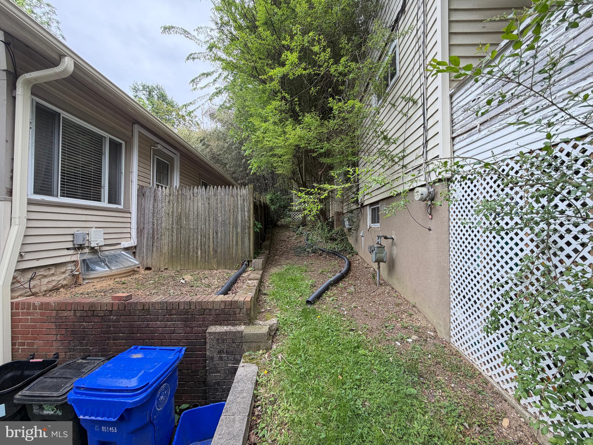 FLOWER AVE PARK - Residential