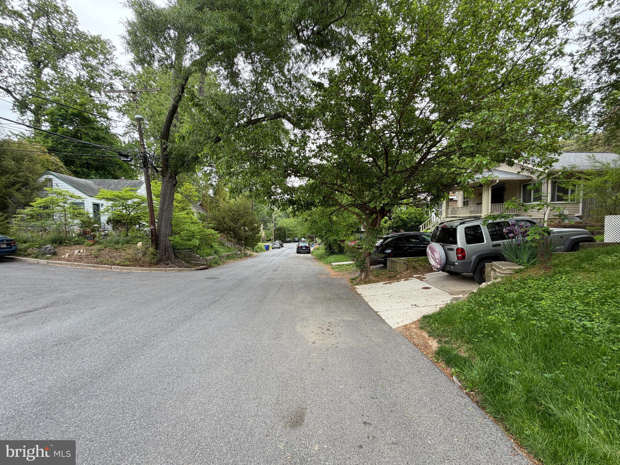 FLOWER AVE PARK - Residential
