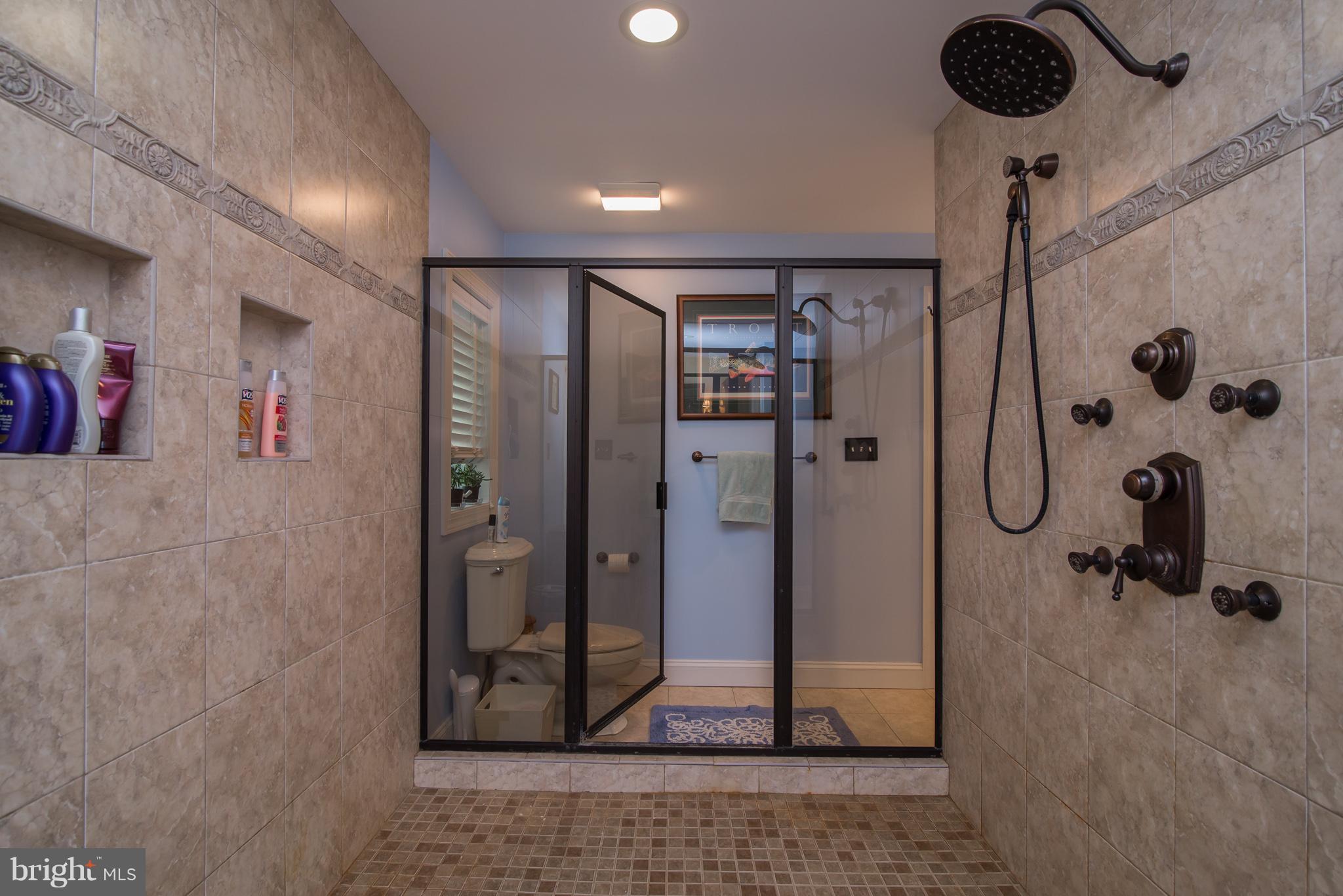 FERNBANK - Residential