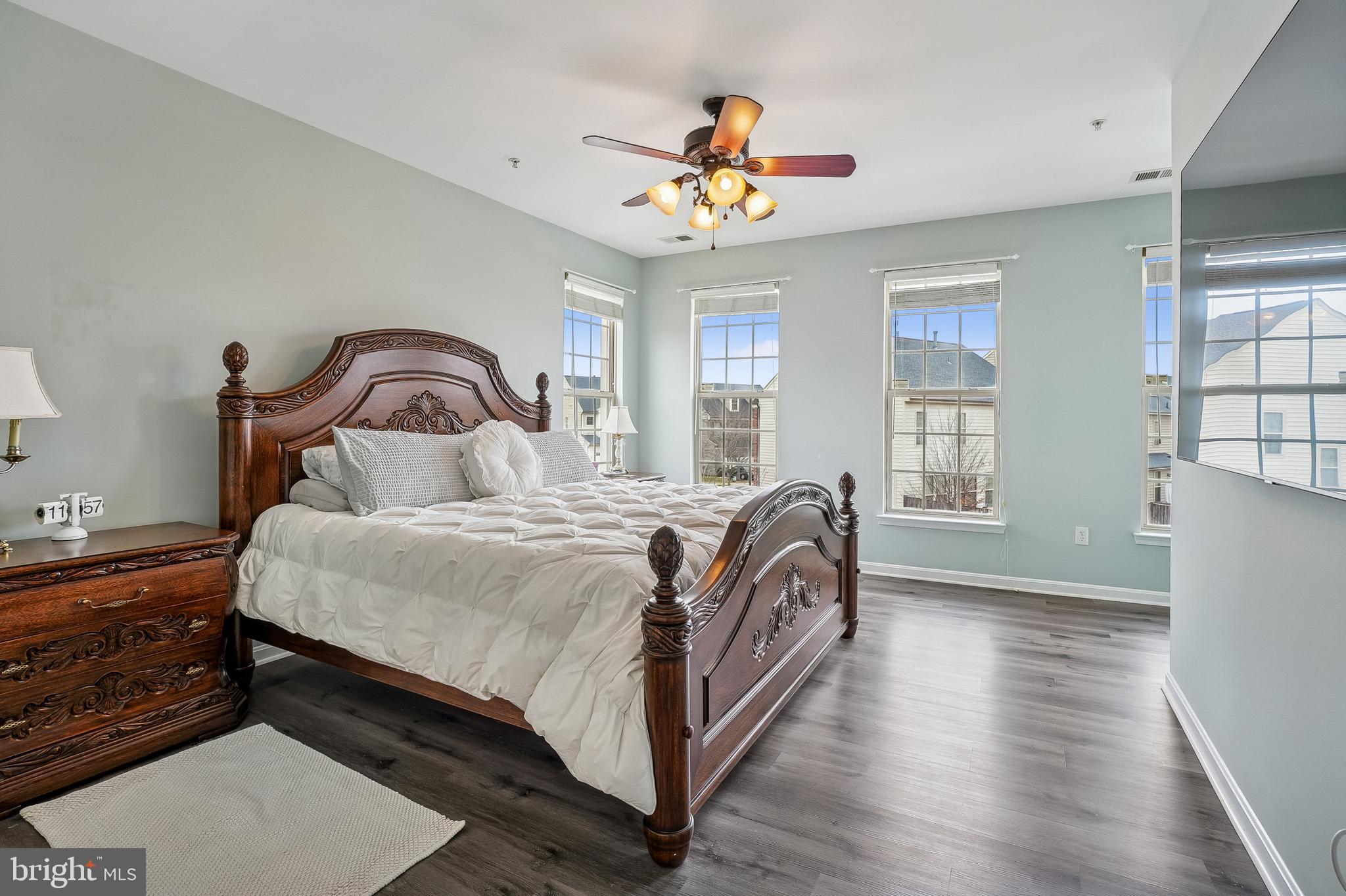 MADISON CRESCENT CONDOMINIUM - Residential