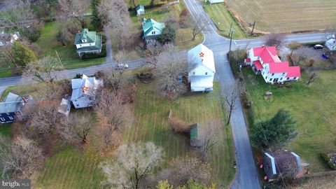 Photo of 26500 Clarksburg Road, DAMASCUS, MD 20872 (MLS # MDMC2201888)