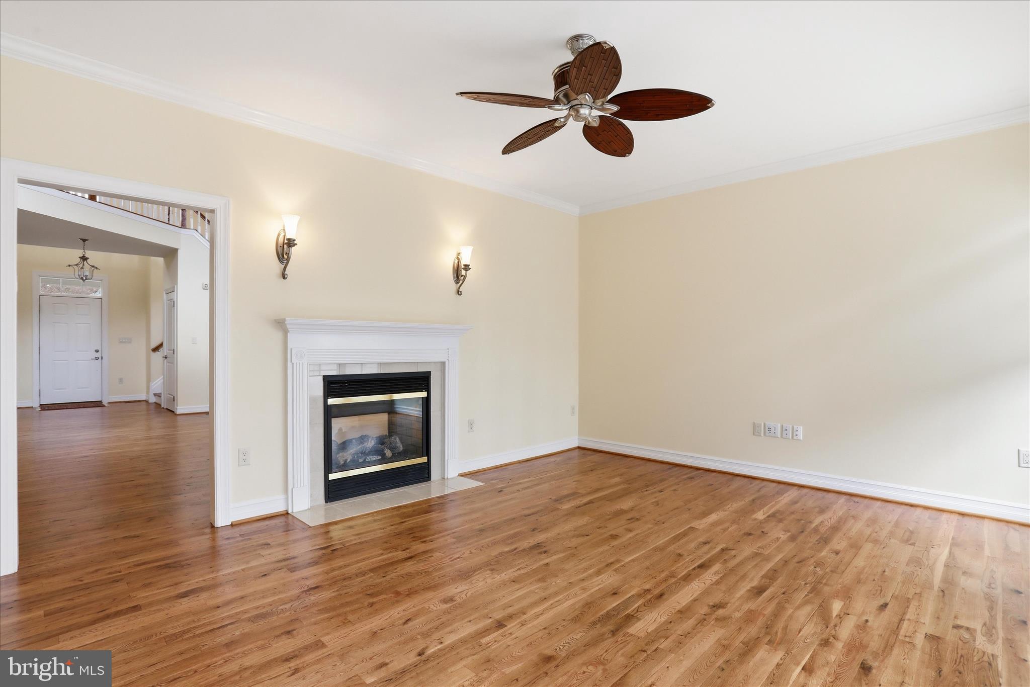 CORTLAND VILLAS - Residential