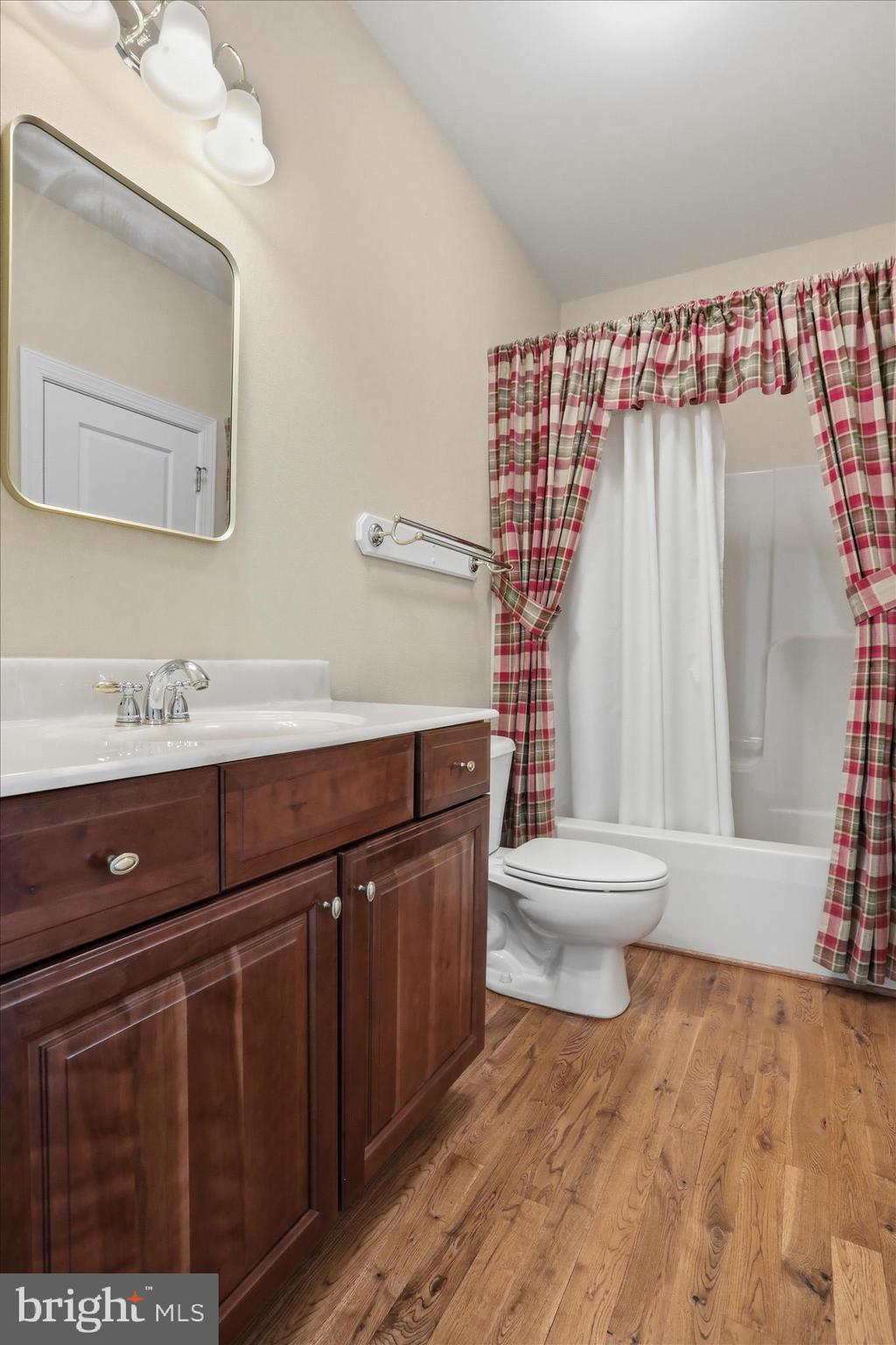 CORTLAND VILLAS - Residential