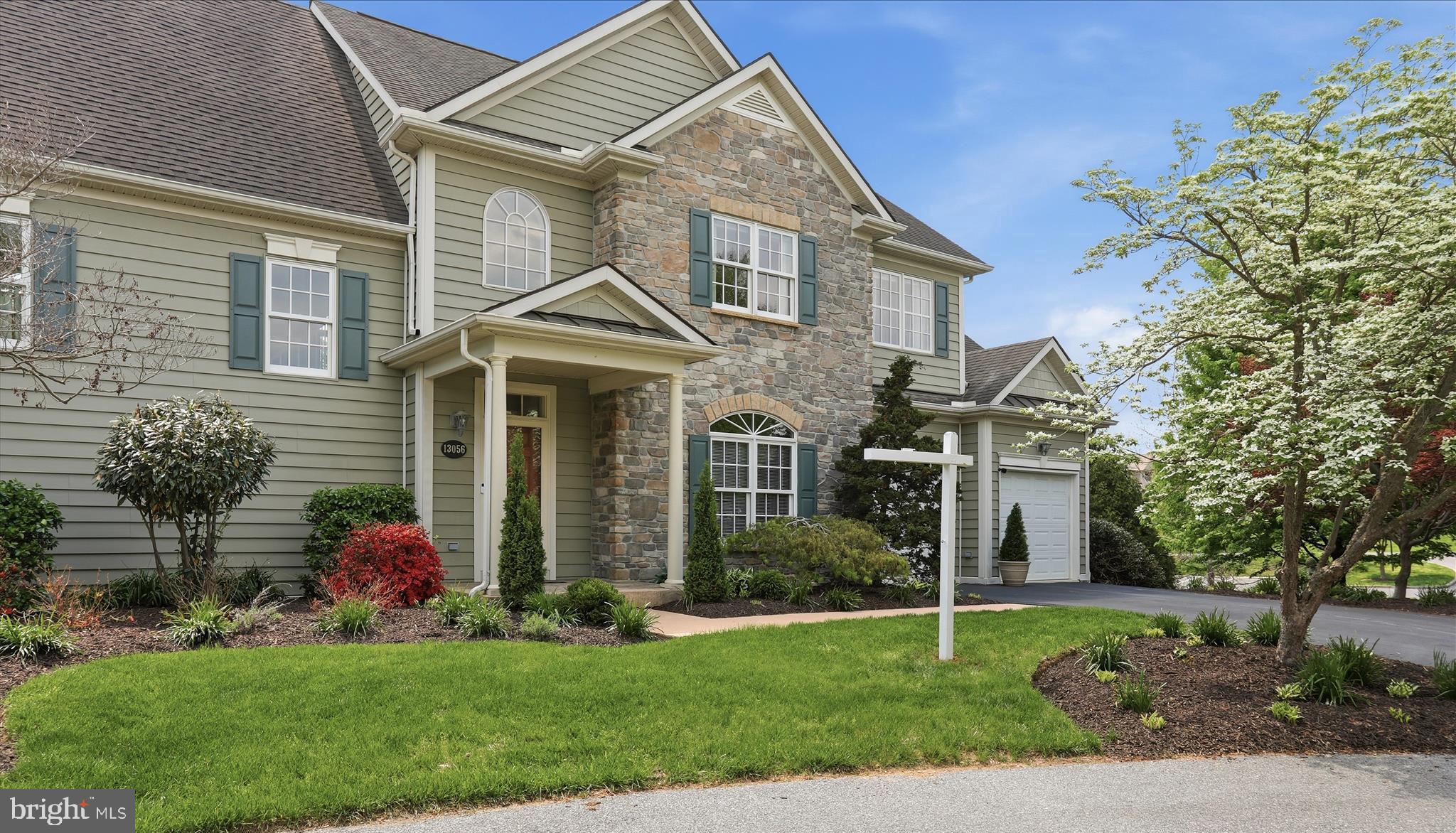 CORTLAND VILLAS - Residential