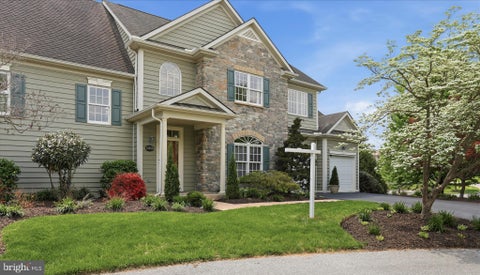 Condo For Sale - 13056 Hawkins Circle<br/> HAGERSTOWN, MD 21742