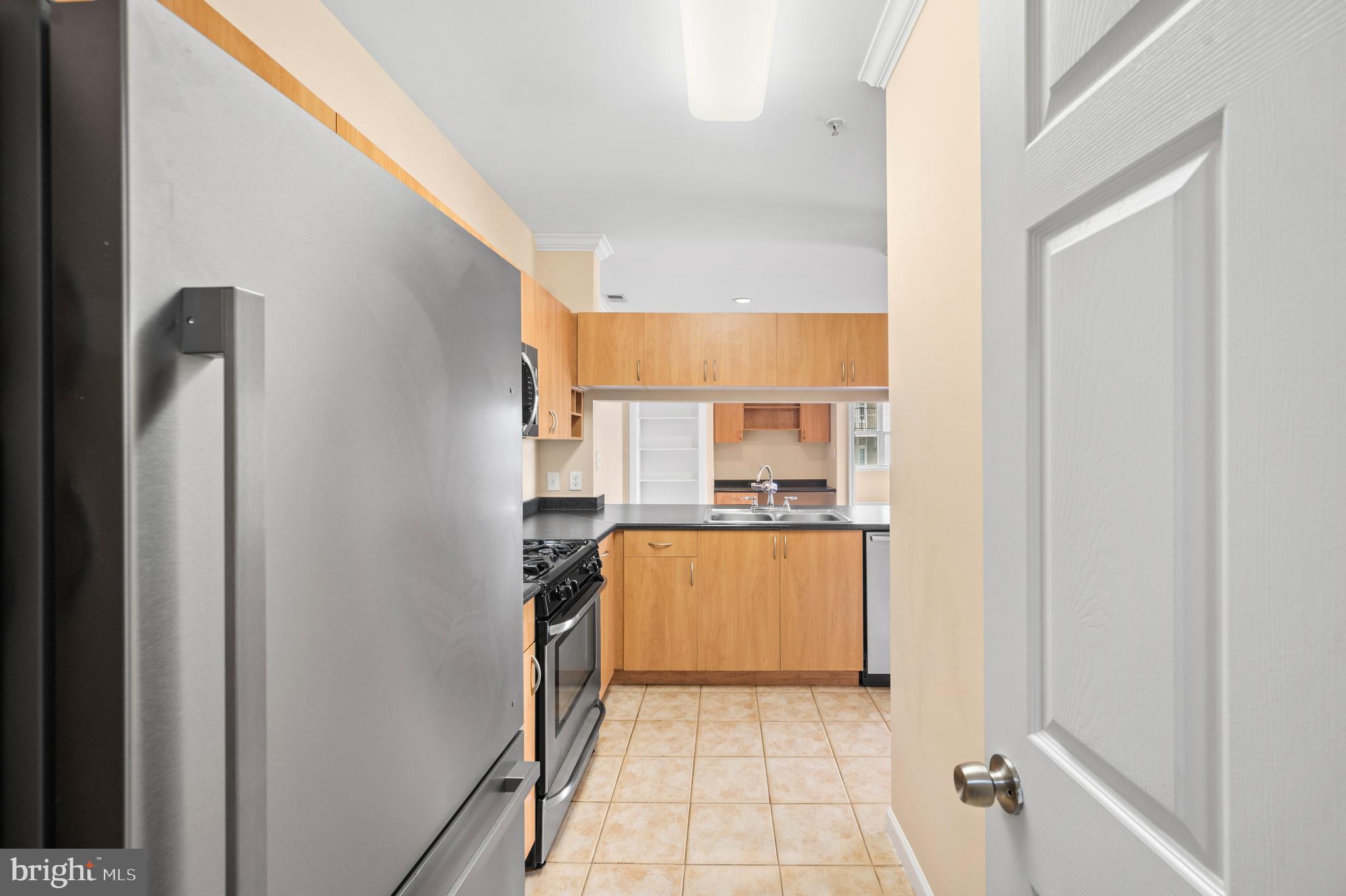 ASHMORE AT GERMANOWN COMMUNITY - Residential