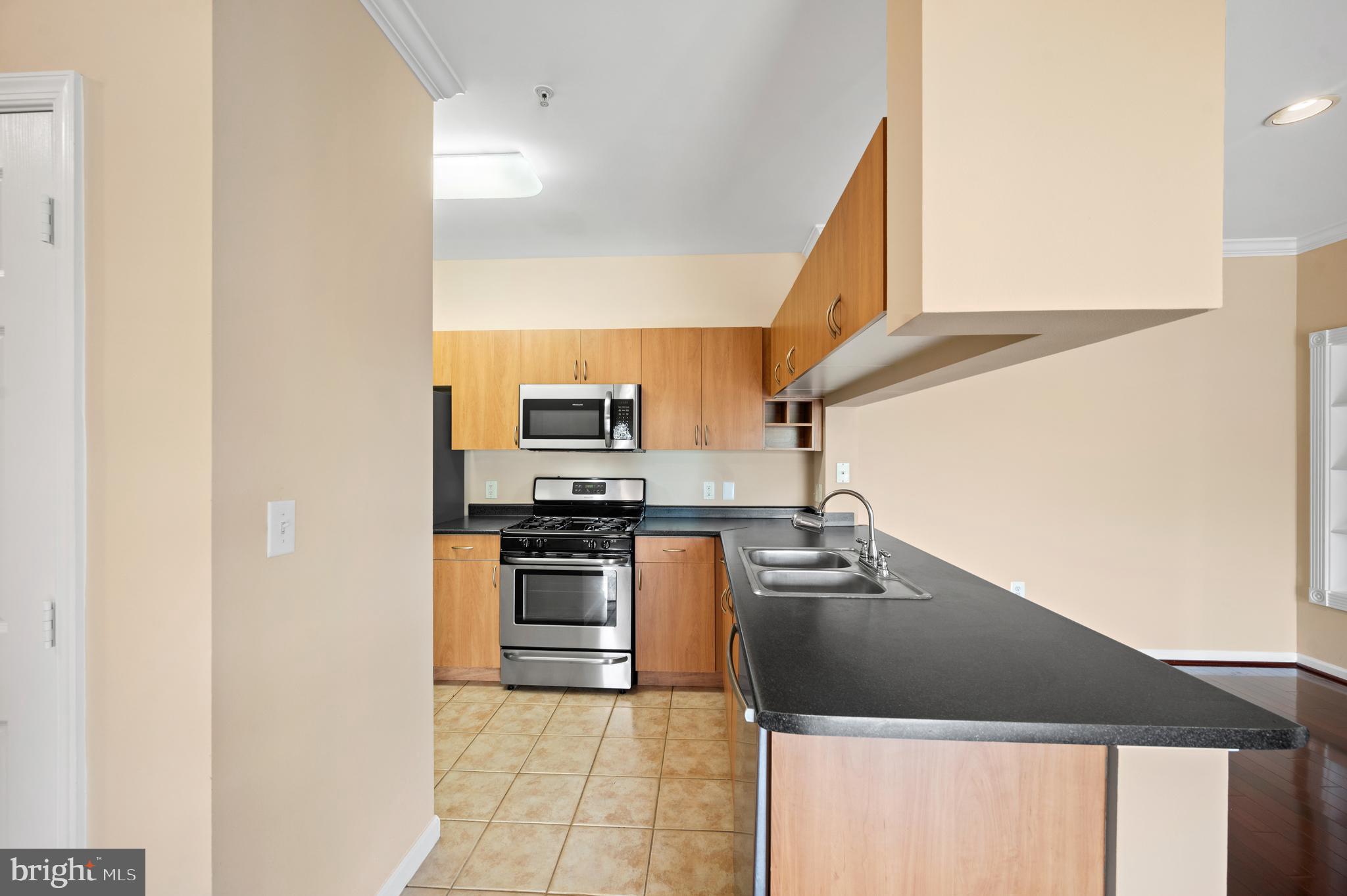 ASHMORE AT GERMANOWN COMMUNITY - Residential