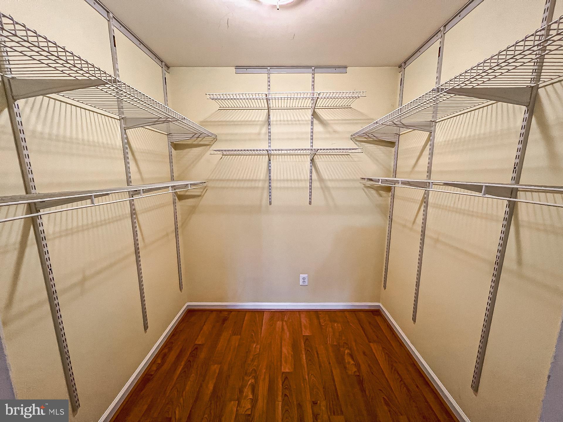 KINGSTREAM - Residential Lease