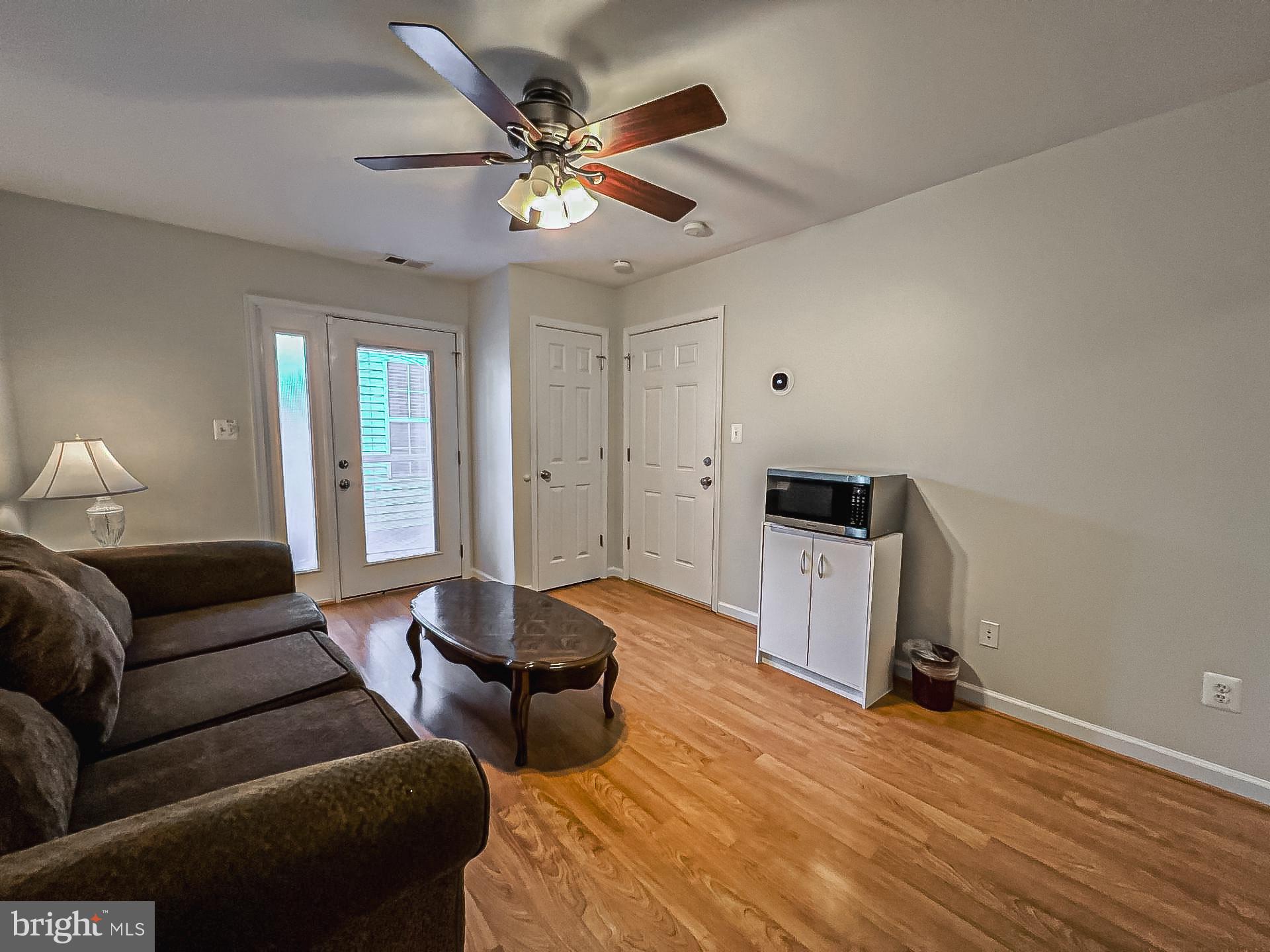 KINGSTREAM - Residential Lease