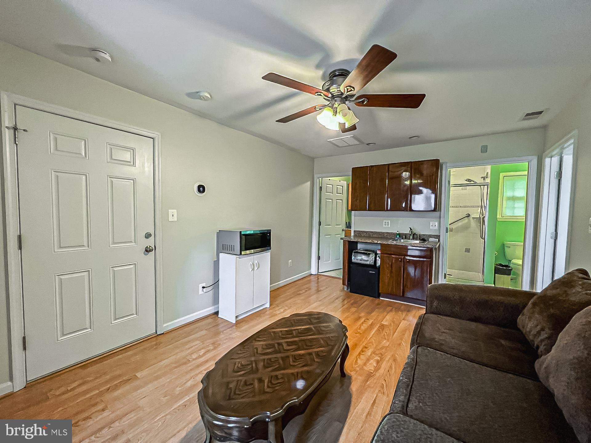 KINGSTREAM - Residential Lease