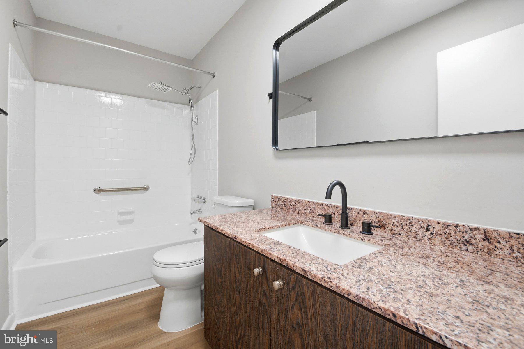 THE CEDARS - Residential