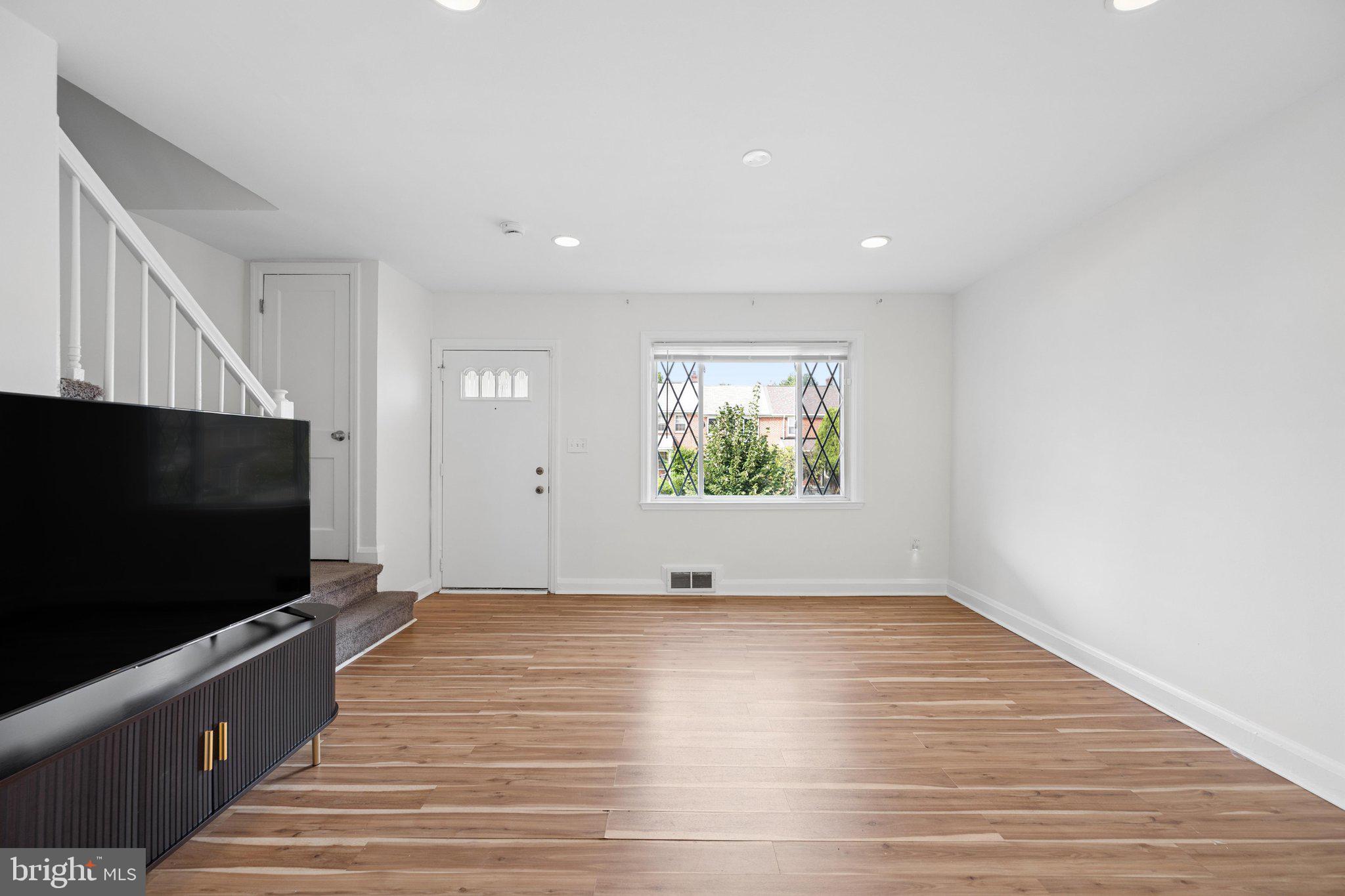 1007 SAINT DUNSTANS ROAD, BALTIMORE, MD, 21212 1007 SAINT DUNSTANS ROAD