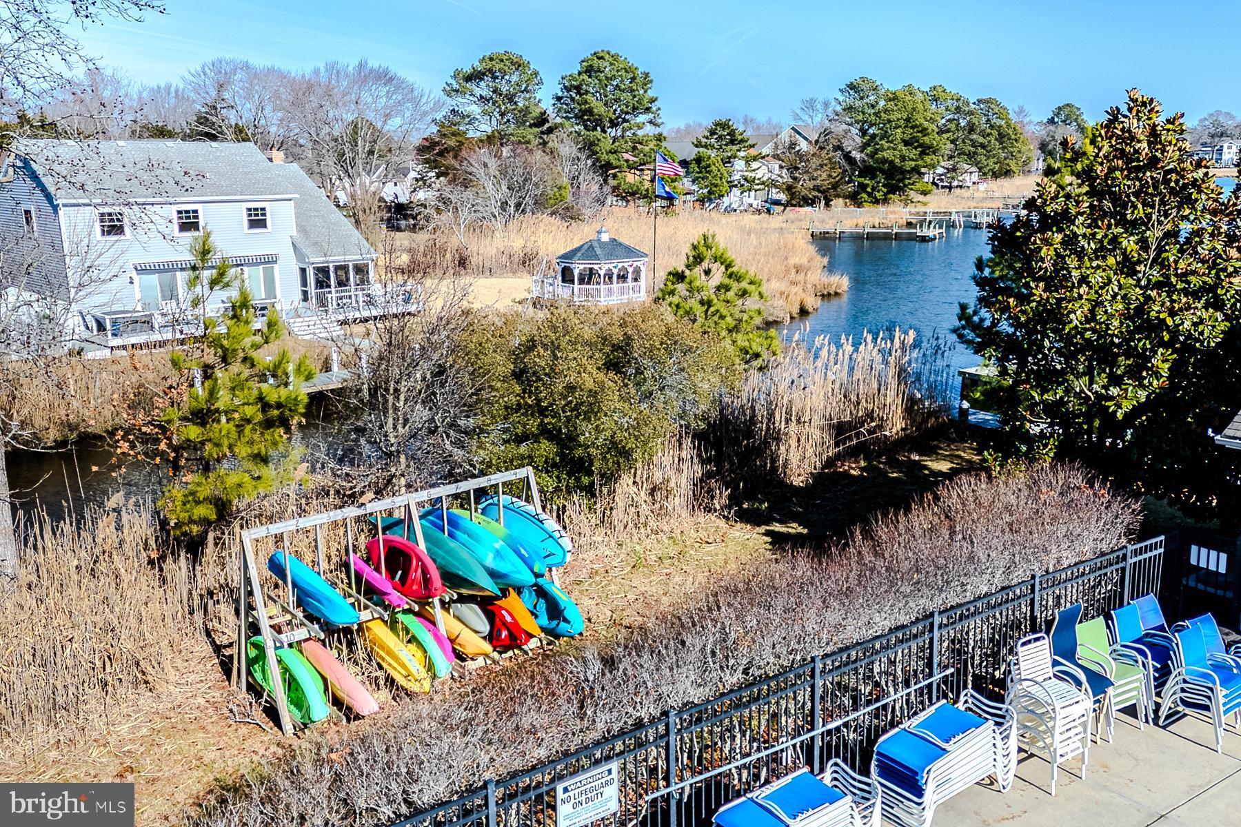 CREEKSIDE - Residential