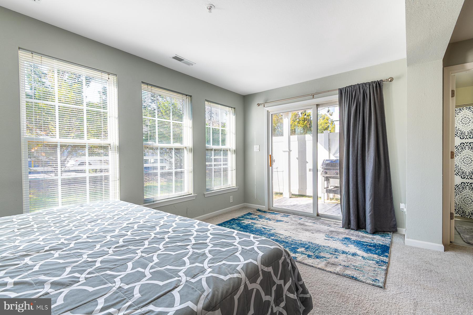 CREEKSIDE - Residential