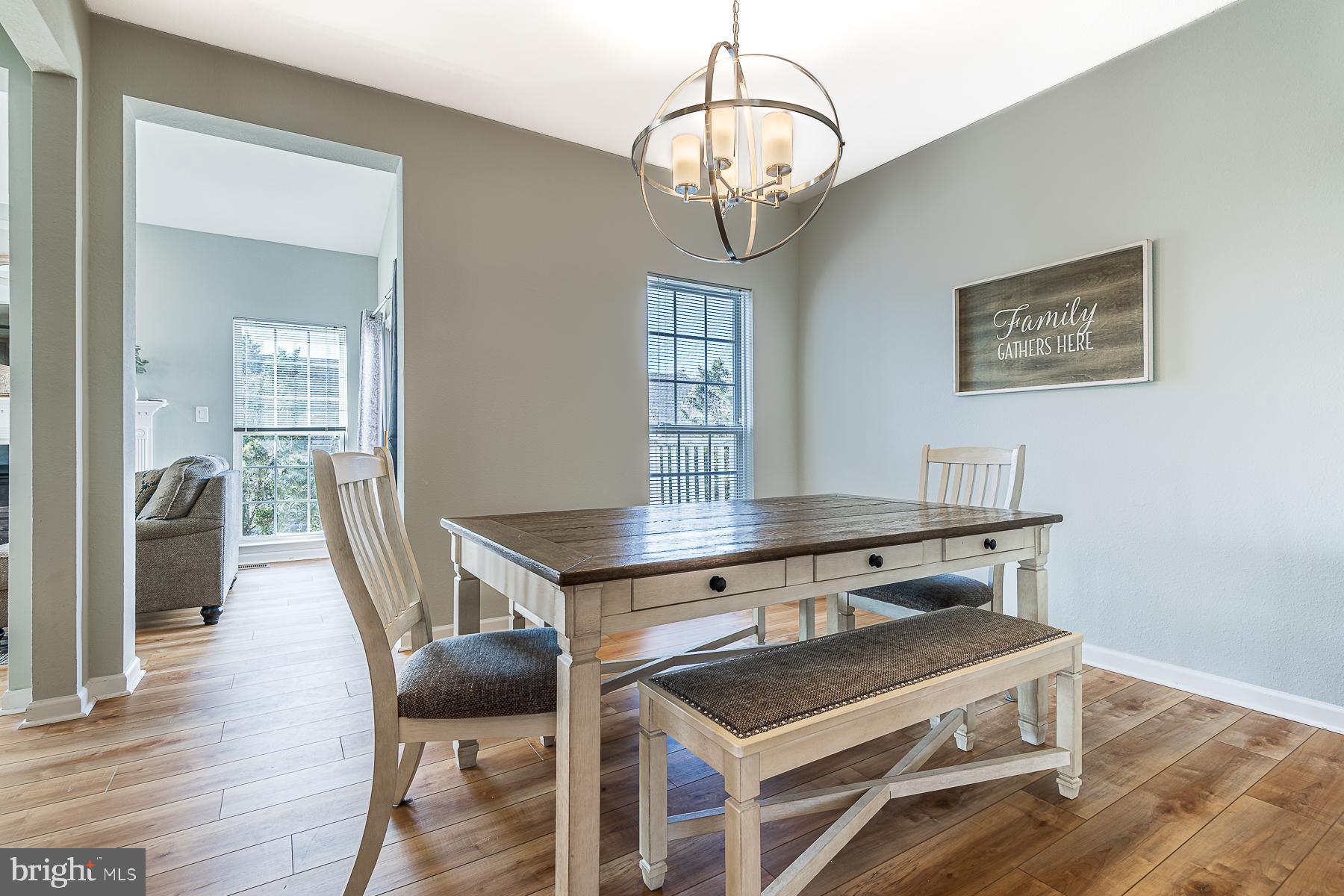 CREEKSIDE - Residential